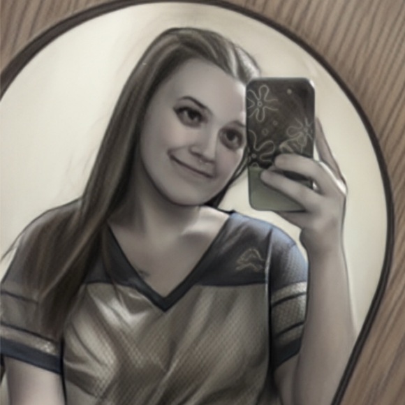 Meet your Posher, Emily - Picture 8 of 8